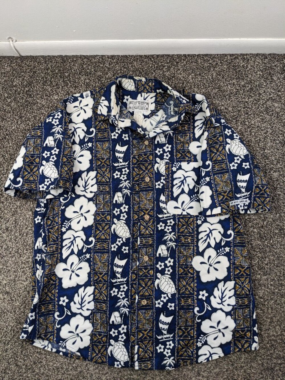 VTG 80s Key West Hand Print Fashions Hawaiian Shirt Camouflage Turtles Tiki M